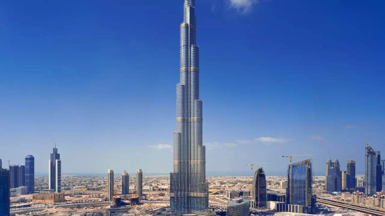 Burj Khalifa - At The Top - Photo 11