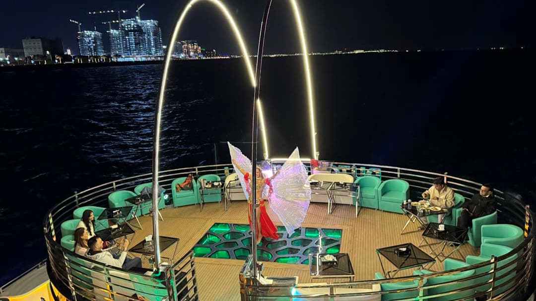 Lotus Royale Dinner Cruise - Photo 10